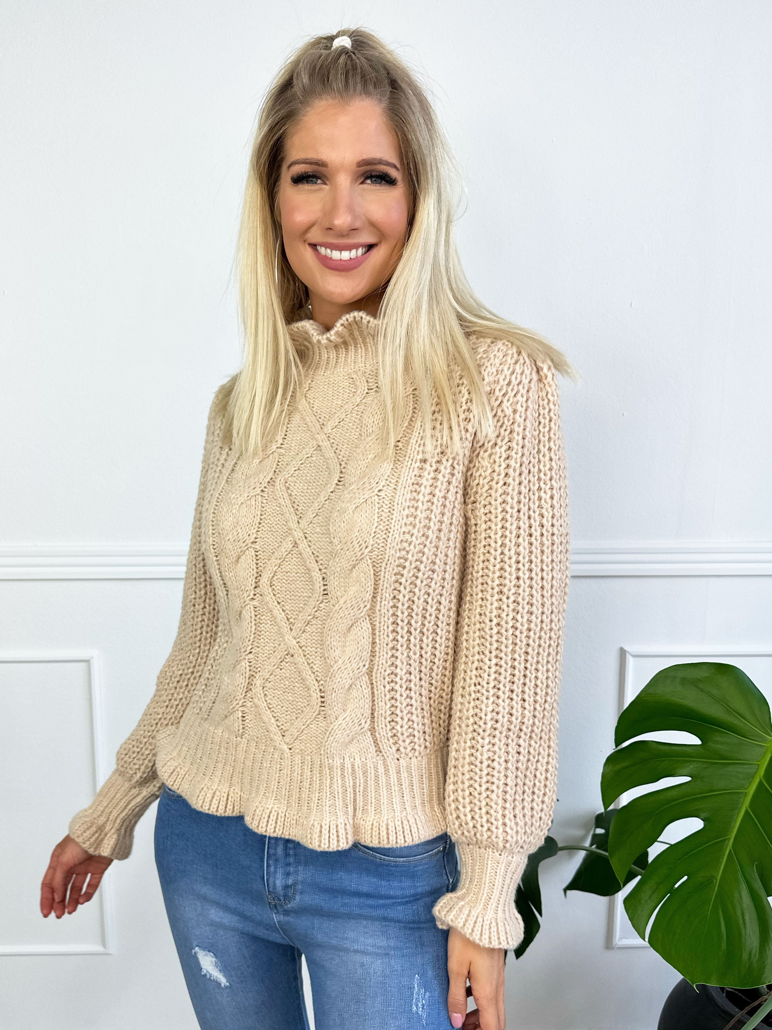 Hella - Tjock stickad tröja med söta ballongärmar